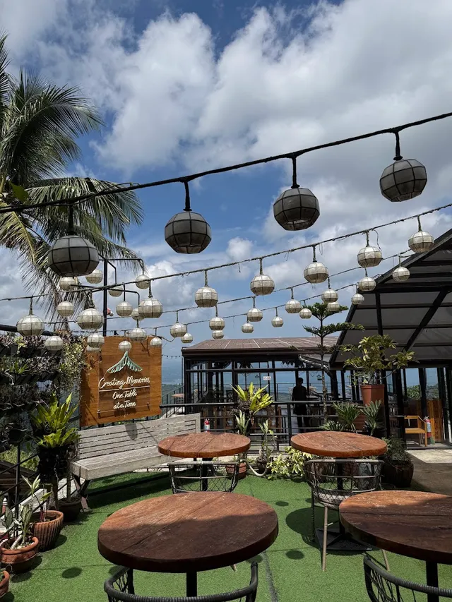 Cabanas Dine and Bar in Tagaytay